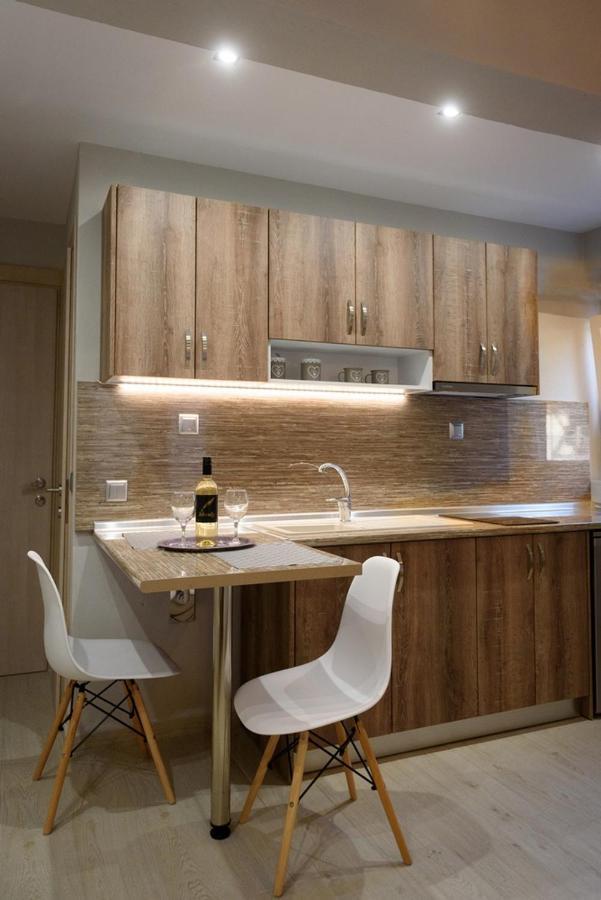 Apartment Haus Viktoria 1 *